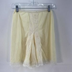 VTG Hollywood Vassarette Munsingwear Lingerie Slip Lace Trim Shorts Women S